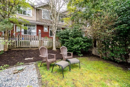 Garden / Landscaping Photo of 7 19479 65 Avenue, Surrey, BC