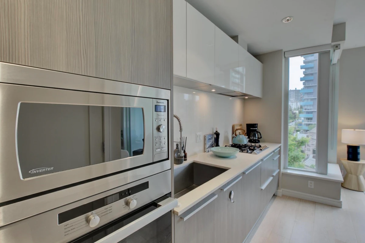 Living Room Photo of 703 1221 Bidwell Street, Vancouver, BC