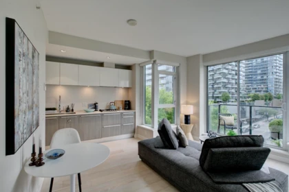 703 1221 Bidwell Street, Vancouver, BC, Vancouver — Apartment/Condo for sale