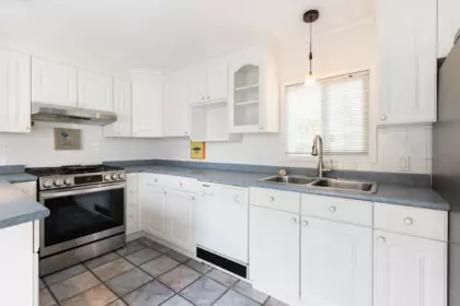 Kitchen Photo of 4 23387 70a Avenue, Langley, BC