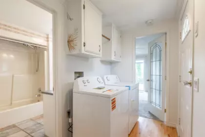 Walk-In Closet Photo of 4 23387 70a Avenue, Langley, BC