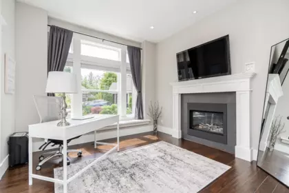 Walk-In Closet Photo of 16265 61a Avenue, Surrey, BC
