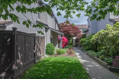 21 230 W 14th Street, North Vancouver, BC, North Vancouver — Townhouse for sale