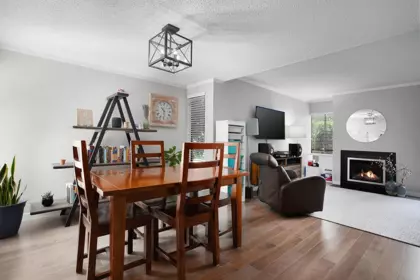Primary Bedroom Photo of 21 230 W 14th Street, North Vancouver, BC