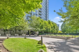 607 939 Expo Boulevard, Vancouver, BC