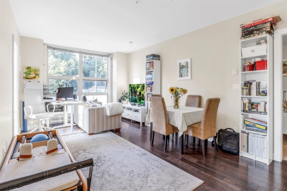 Living Room Photo of 204 1177 Marine Drive, North Vancouver, BC