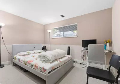 Guest Bathroom Photo of 9768 151a Street, Surrey, BC