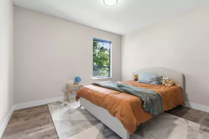 Walk-In Closet Photo of 9768 151a Street, Surrey, BC