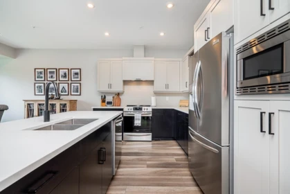 Kitchen Island Photo of 5 43575 Chilliwack Mountain Road, Chilliwack, BC