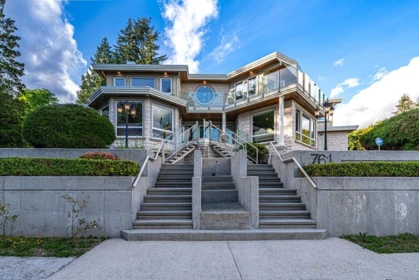 761 Eyremount Drive, West Vancouver, BC, West Vancouver — Single Family Residence for sale
