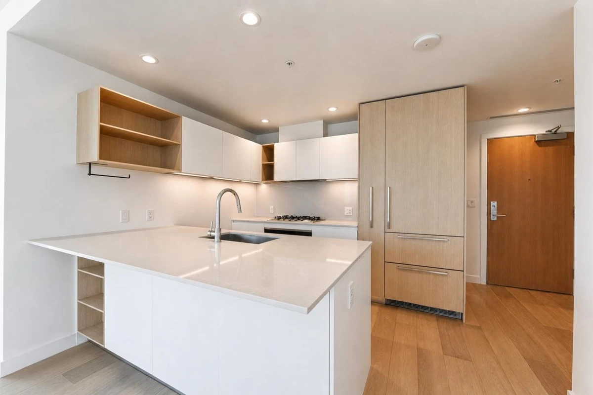 Dining Area Photo of 2104 6000 Mckay Avenue, Burnaby, BC