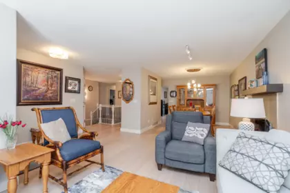 Kitchen Island Photo of 64 34250 Hazelwood Avenue, Abbotsford, BC