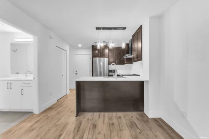 Kitchen Photo of 310 6338 King George Boulevard, Surrey, BC