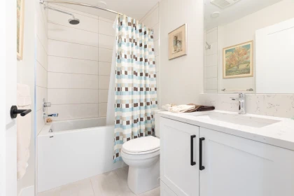 Hallway Photo of 502 22638 119 Avenue, Maple Ridge, BC