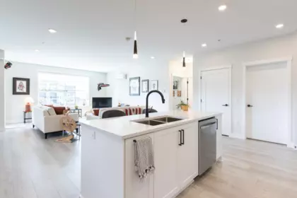 Kitchen Island Photo of 502 22638 119 Avenue, Maple Ridge, BC