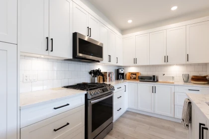 Kitchen Photo of 502 22638 119 Avenue, Maple Ridge, BC