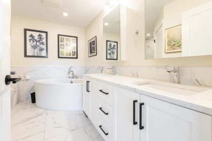 Laundry Room Photo of 502 22638 119 Avenue, Maple Ridge, BC