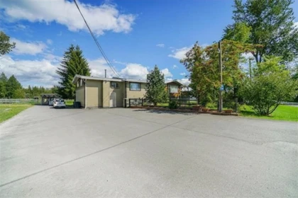 Laundry Room Photo of 4286 186 Street, Surrey, BC