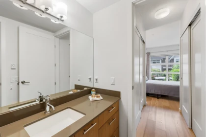 Primary Bathroom Photo of 109 215 Brookes Street, New Westminster, BC