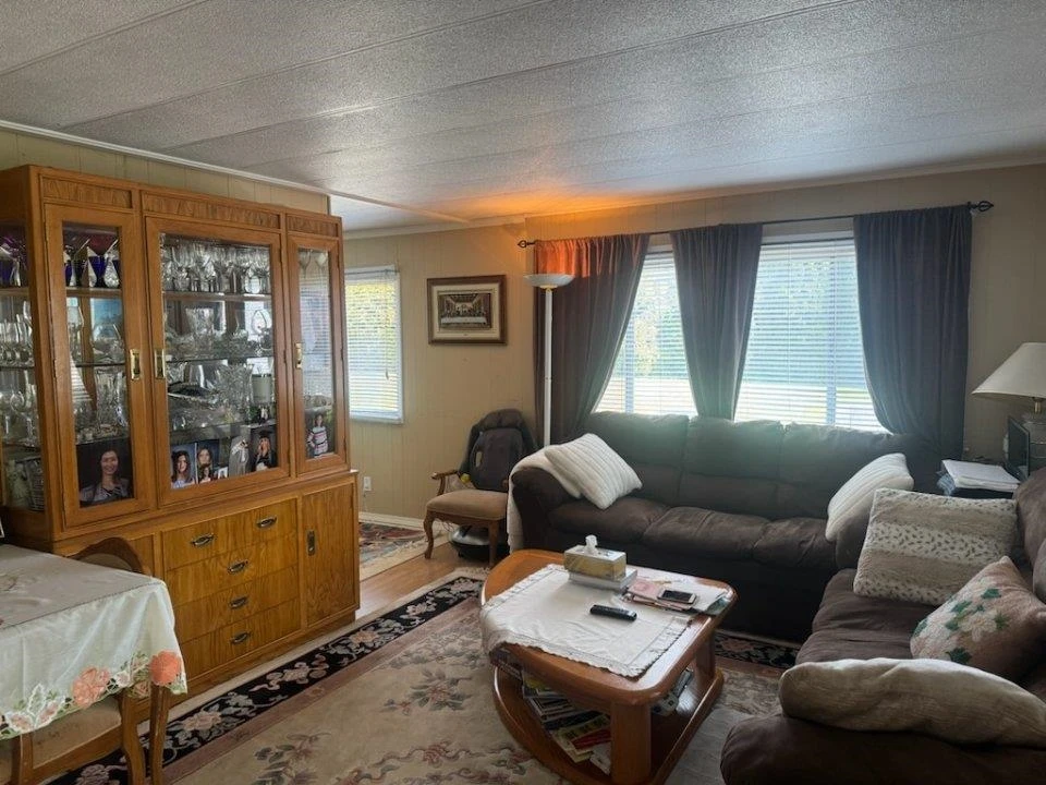 Family Room Photo of 251 201 Cayer Street, Coquitlam, BC