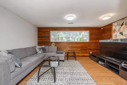 Basement Recreation Room Photo of 11792 80a Avenue, Delta, BC