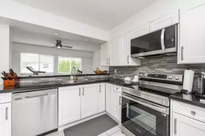Breakfast Nook Photo of 11792 80a Avenue, Delta, BC