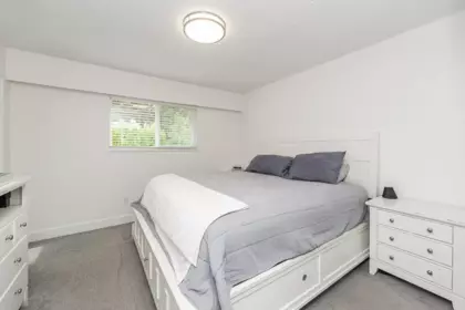 Walk-In Closet Photo of 11792 80a Avenue, Delta, BC