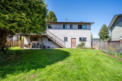 Swimming Pool Photo of 11132 Pitman Place, Delta, BC