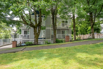 106 526 13th Street, New Westminster, BC, New Westminster — Apartment/Condo for sale