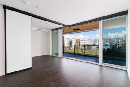 1012 1768 Cook Street, Vancouver, BC, Vancouver — Apartment/Condo for sale