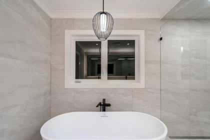 Powder Room Photo of 1232 Parker Street, White Rock, BC