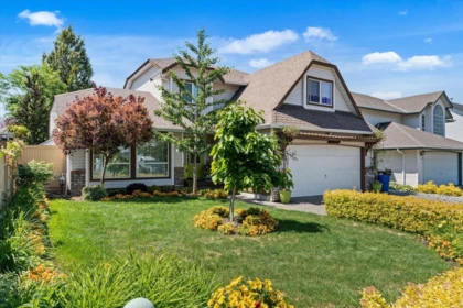 5715 Gillian Place, Chilliwack, BC, Chilliwack — Single Family Residence for sale