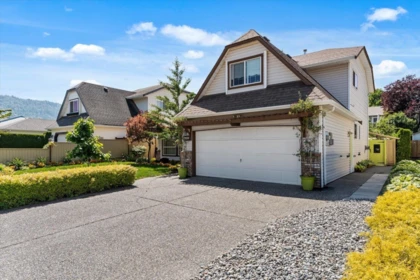 5715 Gillian Place, Chilliwack, BC, Chilliwack — Single Family Residence for sale