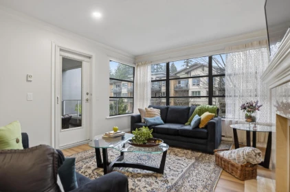 205 3151 Woodbine Drive, North Vancouver, BC, North Vancouver — Apartment/Condo for sale