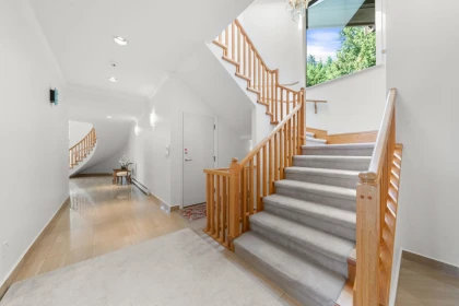 Mudroom Photo of 4406 Woodpark Road, West Vancouver, BC