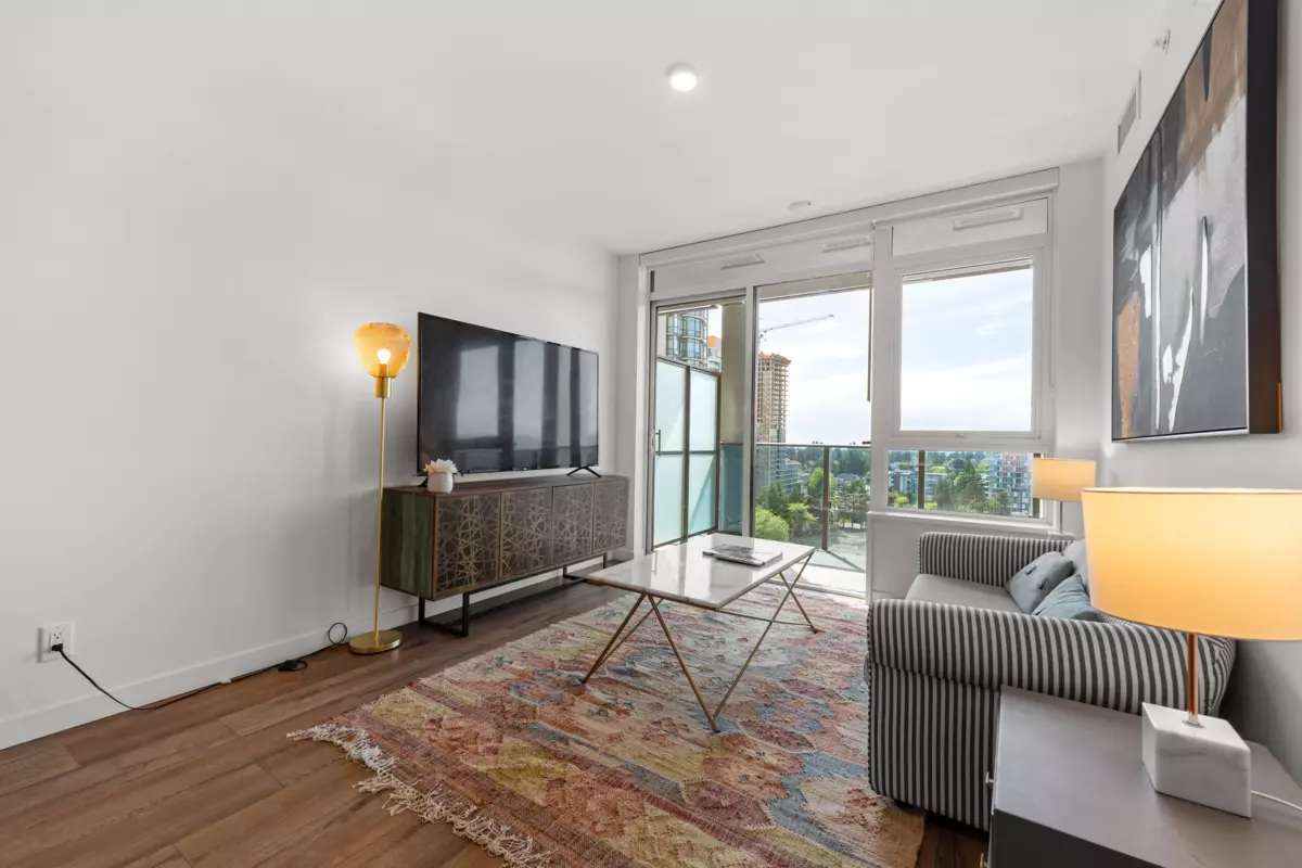 Family Room Photo of 1712 10448 University Drive, Surrey, BC