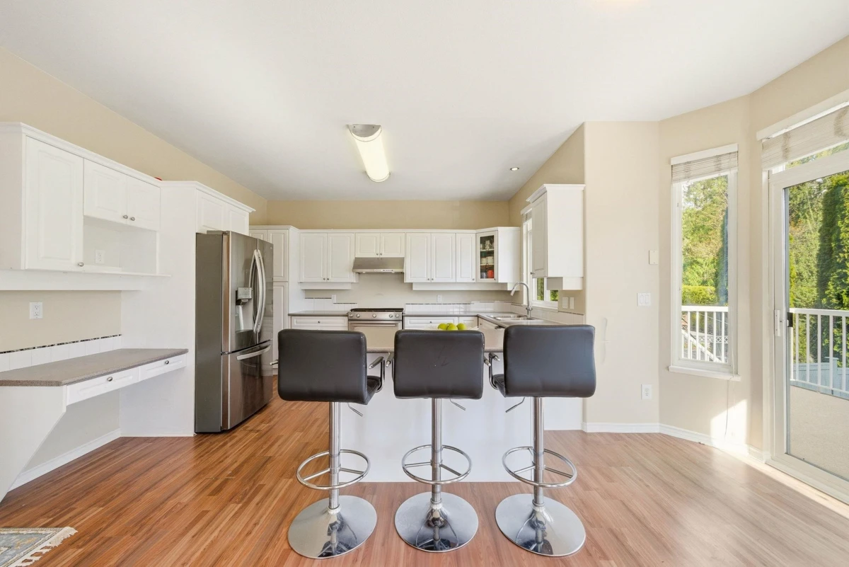 Living Room Photo of 23800 Kanaka Way, Maple Ridge, BC