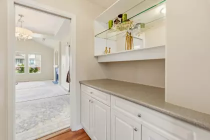 Breakfast Nook Photo of 23800 Kanaka Way, Maple Ridge, BC