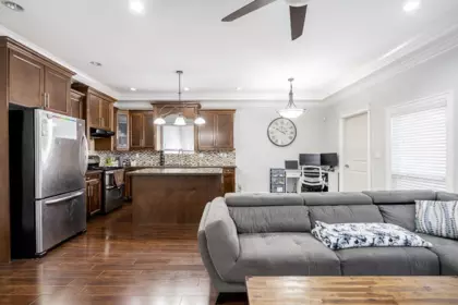 Kitchen Island Photo of 14581 60 Avenue, Surrey, BC