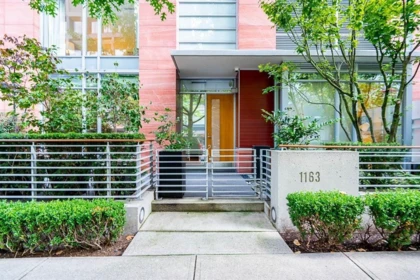 1163 W Cordova Street, Vancouver, BC, Vancouver — Townhouse for sale