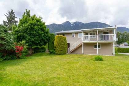 Loft / Bonus Room Photo of 41818 Birken Road, Squamish, BC