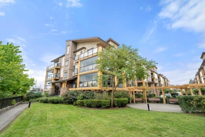 Swimming Pool Photo of 209 12655 190A STREET, Pitt Meadows BC V3Y 0E9