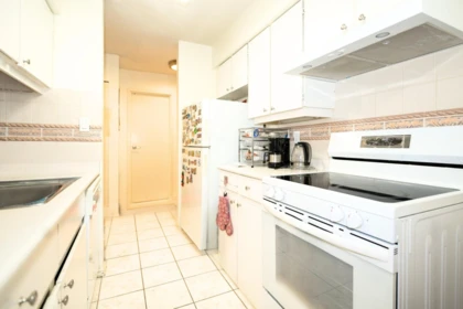 Primary Bathroom Photo of 307 9857 Manchester Drive, Burnaby, BC