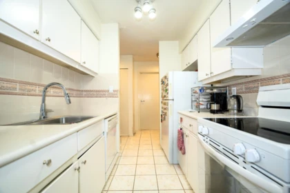 Walk-In Closet Photo of 307 9857 Manchester Drive, Burnaby, BC