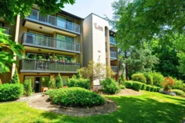 307 9857 Manchester Drive, Burnaby, BC