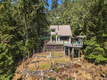 Breakfast Nook Photo of 248 Leighton Lane, Mayne Island, BC