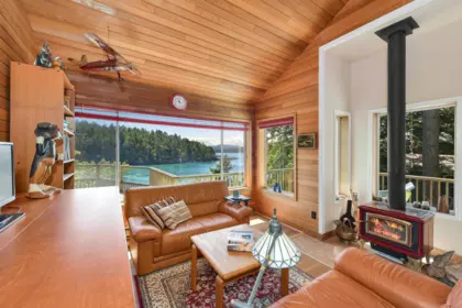 Office / Den Photo of 248 Leighton Lane, Mayne Island, BC