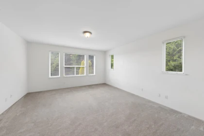 Breakfast Nook Photo of 122 Chestnut Court, Port Moody, BC