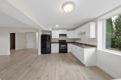 Mudroom Photo of 122 Chestnut Court, Port Moody, BC