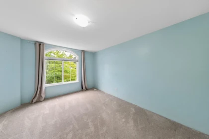 Walk-In Closet Photo of 122 Chestnut Court, Port Moody, BC